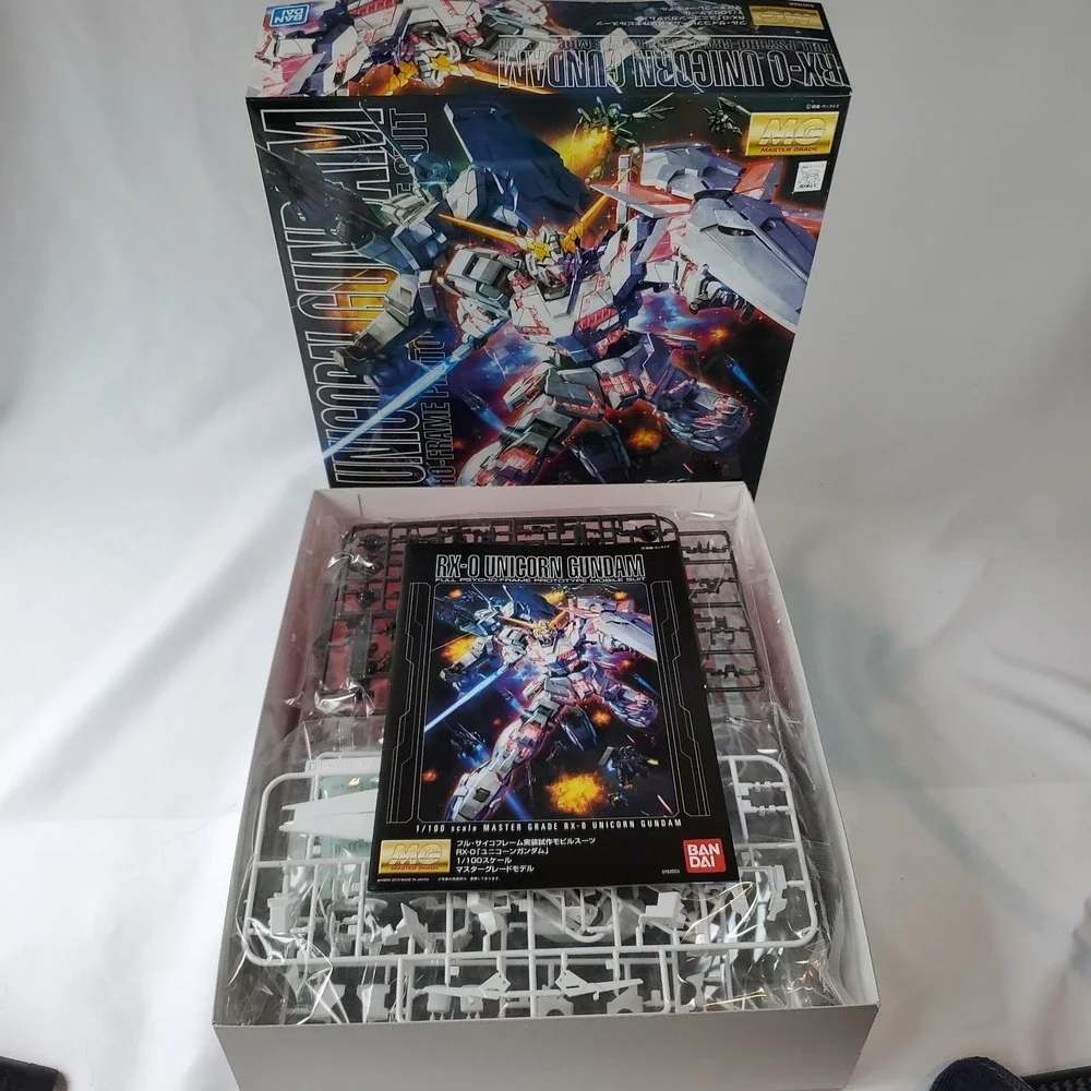 Bandai MG 1/100 RX-0 Unicorn Gundam Psycho-Frame Prototype 2007 OPEN BOX
